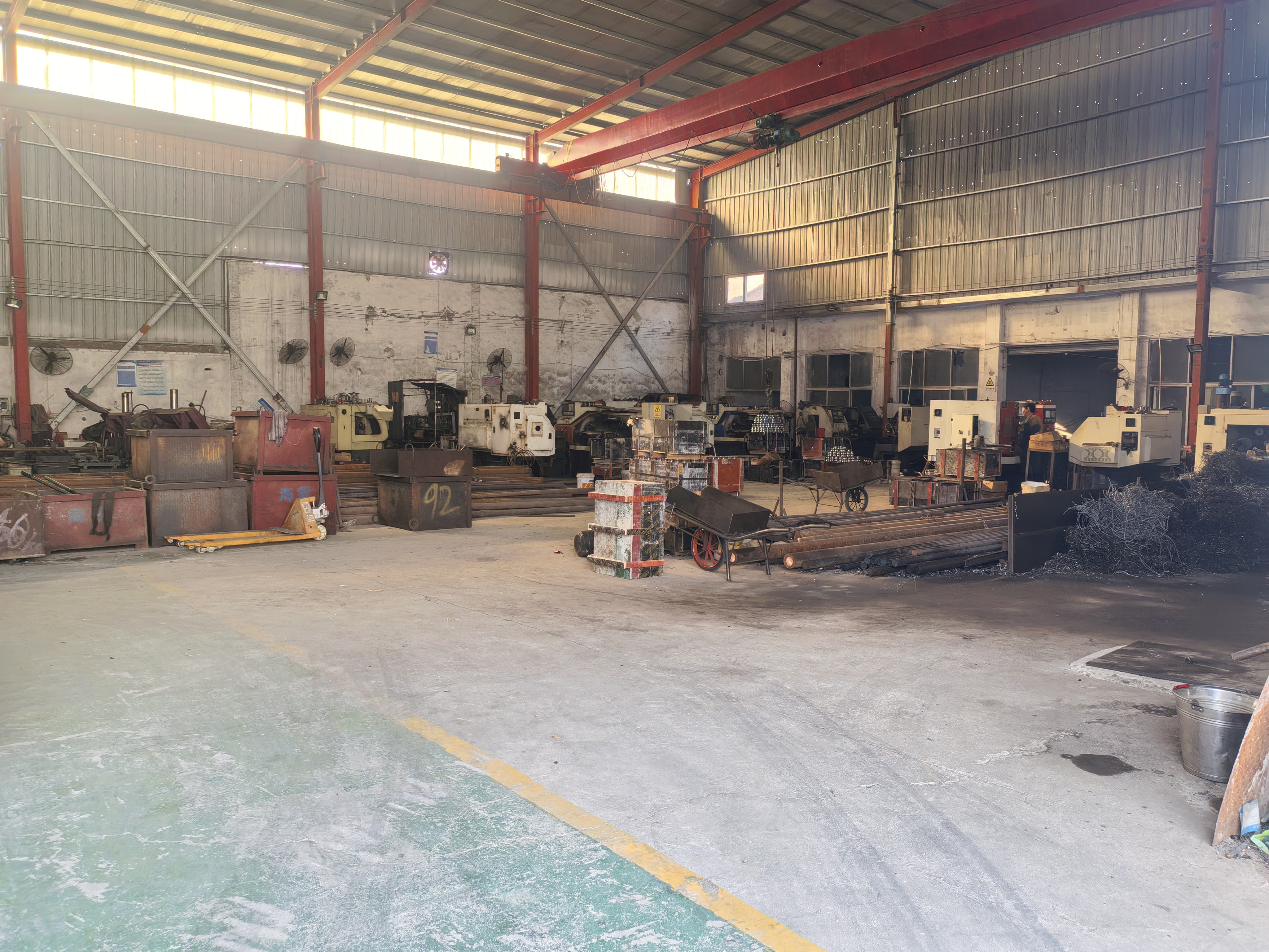 Tower crane trolley roller (1)